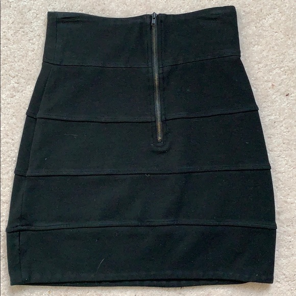 Artizia Mini Skirt - Picture 3 of 3